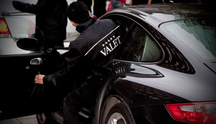 Choosing the Best Valet Parking Service for Your Wedding.webp