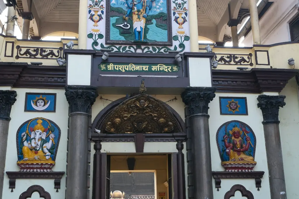 unsplash_SGeqiyAlu9k_omkareshwar.jpg.jpg.jpg.jpg.jpg.jpg.webp
