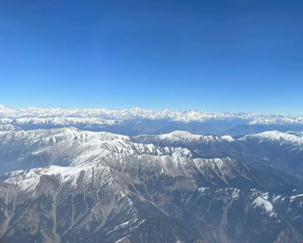 unsplash_LvqGLxlAr3E_kashmir.jpg.jpg.jpg.jpg.jpg.jpg.jpg.jpg.jpg.webp