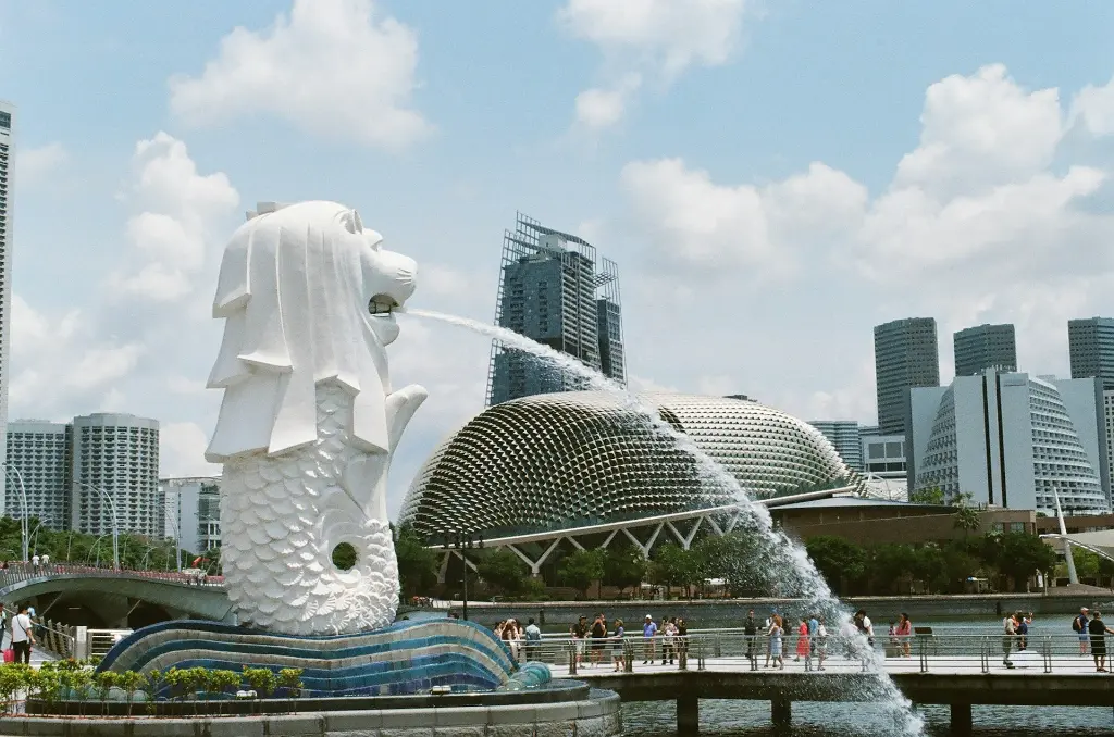 unsplash_cjSsSQ7Yedk_singapore.jpg.webp