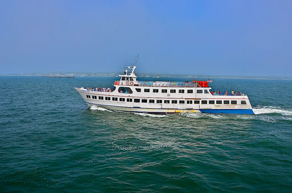 unsplash_czBHYPma654_Penang Cruise.jpg.jpg.webp