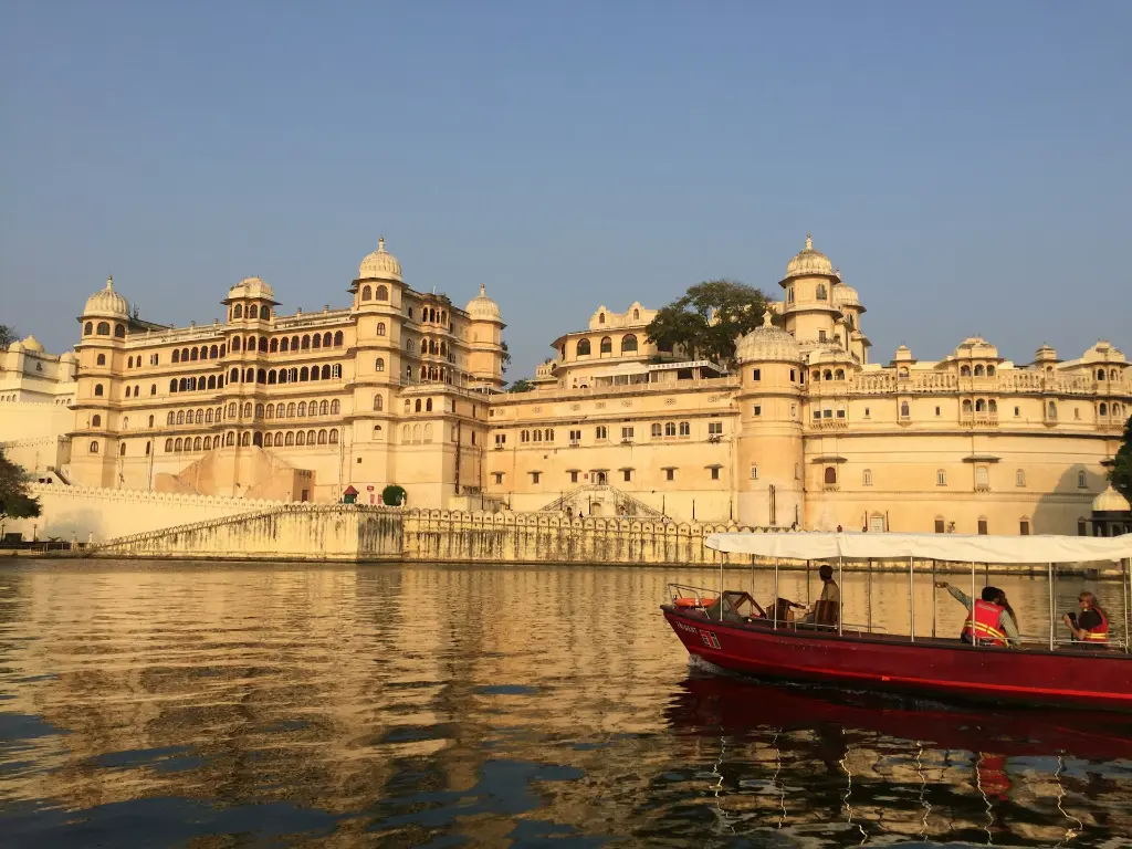 unsplash_AVFjDGbqiqE_Udaipur.webp