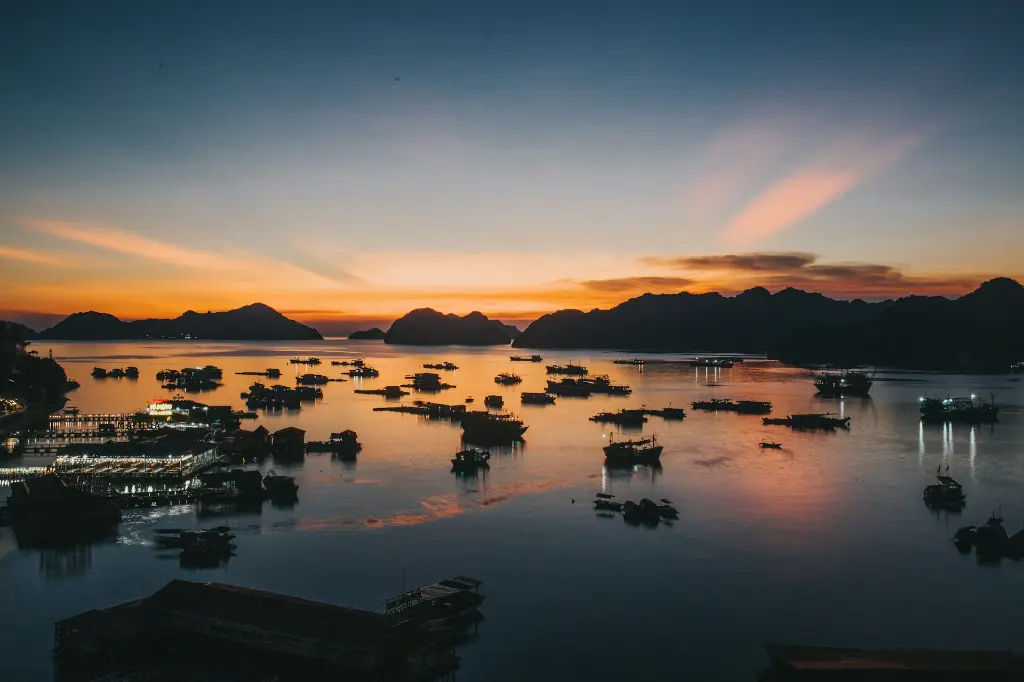 unsplash_UP3pjHKx0ts_vietnam.jpg.webp
