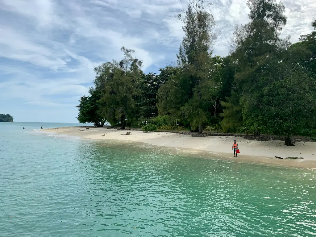 unsplash_yuaREy4JguM_langkawi island.webp