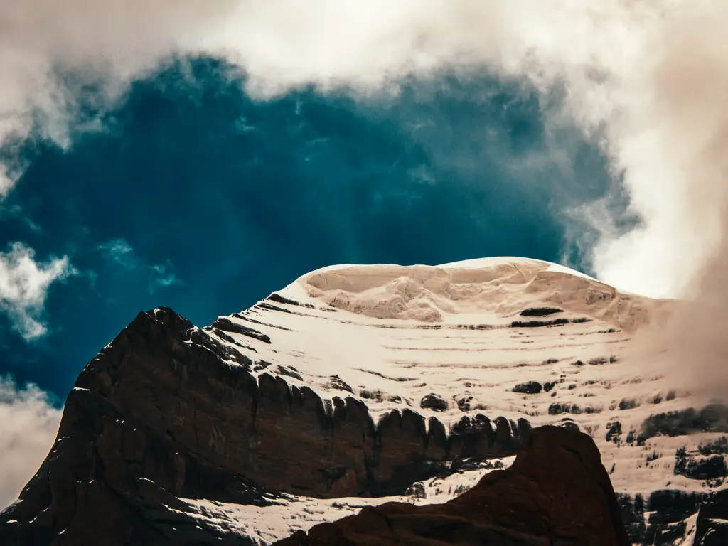 unsplash_SA69d6PWMnQ_kailash .jpg.jpg.webp