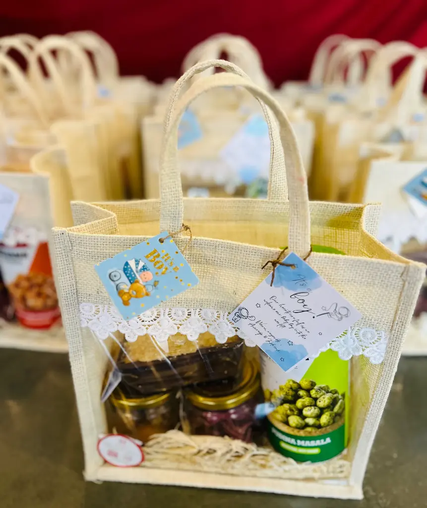 HAMPERS