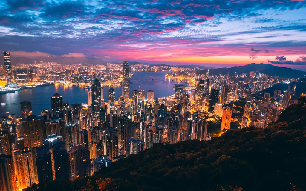 unsplash_4hluhoRJokI_Hong Kong.jpg.webp
