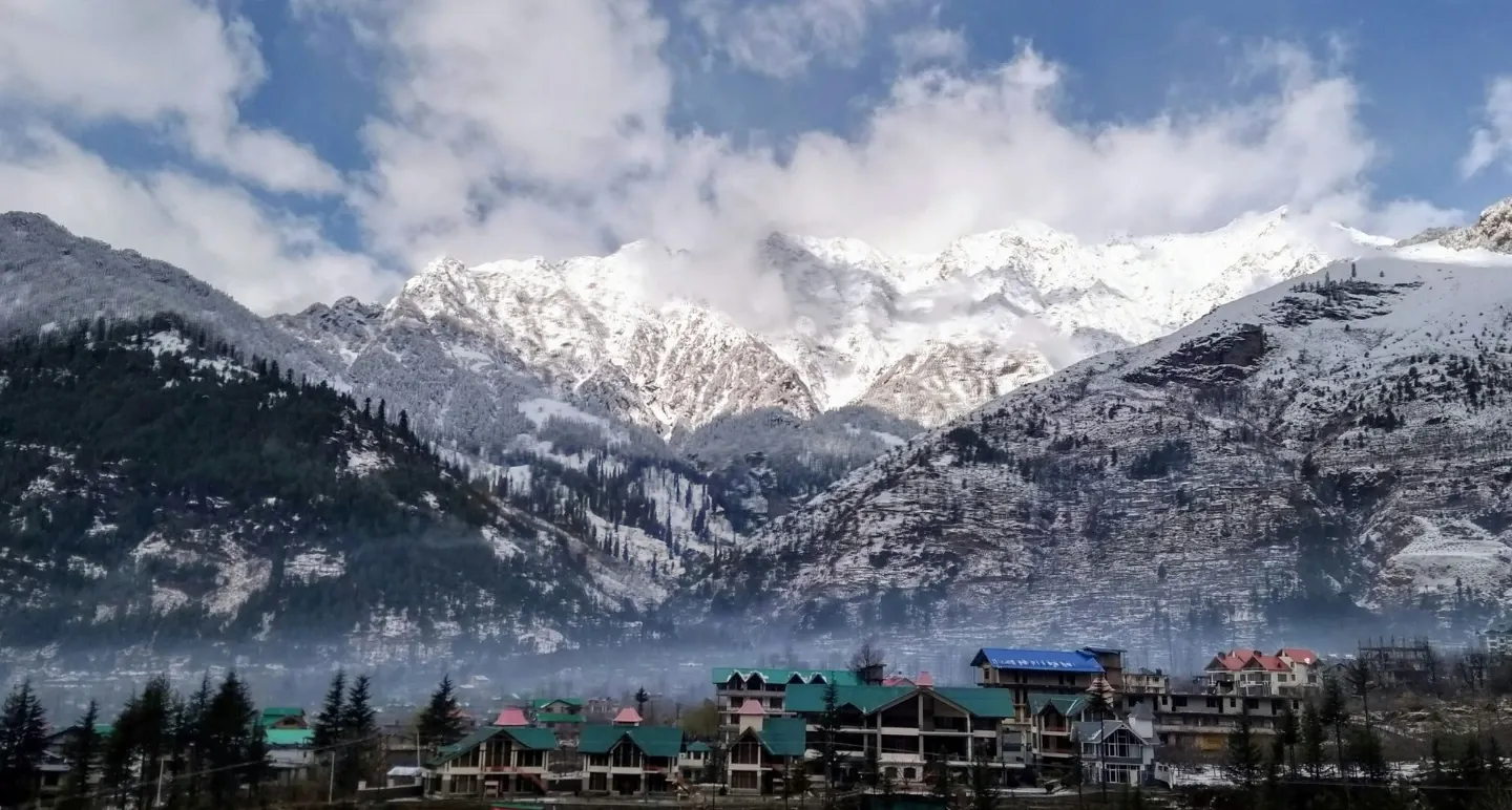 Romantic Escape to Manali 5N/6D