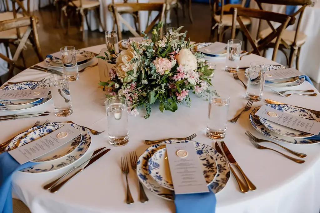 Flower Centerpiece for Round tables