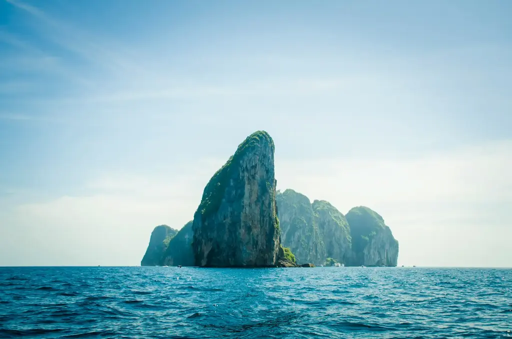 Thailand package: Phuket - Krabi 4 Nights 5 Days (15 January 2026)
