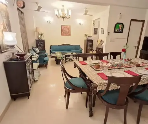 Laxmi Niwas Service Apartment