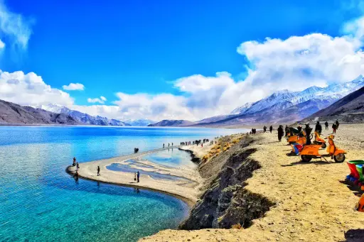 Leh Ladakh Trip 5N/6D (25 April 2026)