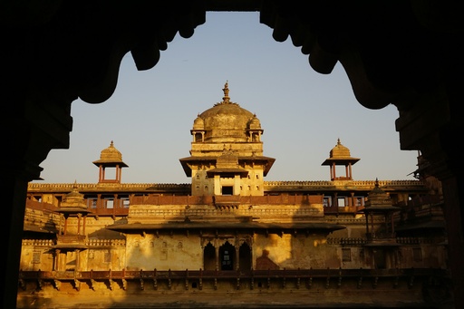 Orchha & Jhansi